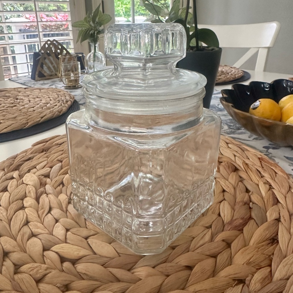 Koeze's apothecary jar clear glass canister with lid
